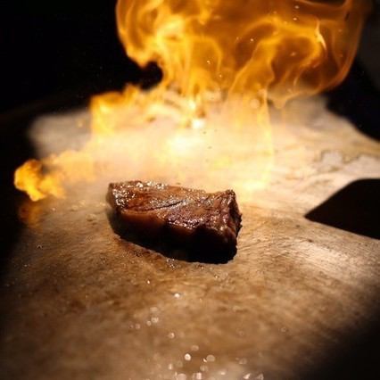 The best meat is grilled in the best way!! Various teppanyaki dishes are a must-see!