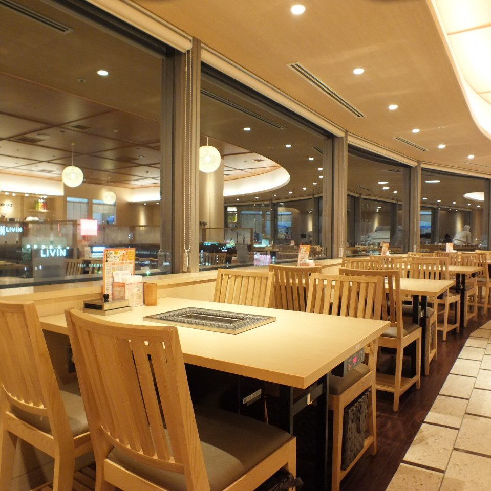 Kushiage, salad and dessert are all you can eat and drink in the store where you can enjoy the night view!