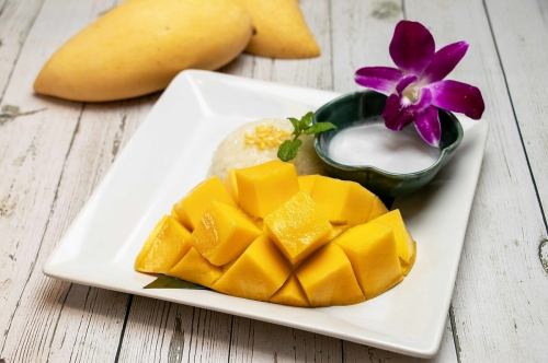 [Limited time offer] Thai mango and sticky rice dessert "Khao Niaw Mamuang"