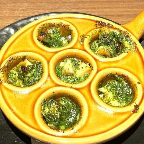 つぶ貝の壺焼き　エスカルゴ風