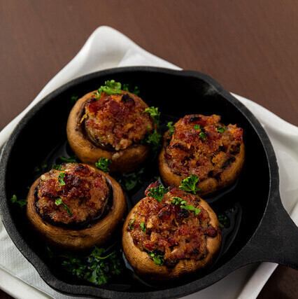 マッシュルームの生ハム詰めオーブン焼き