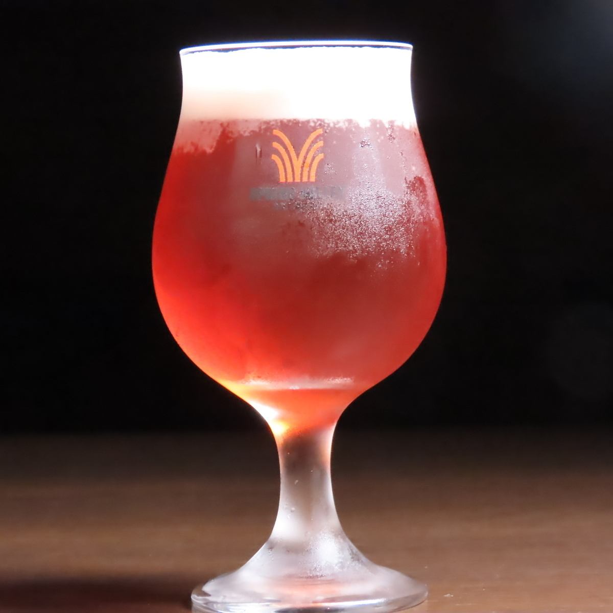 可愛いドリンクや生ビールと串焼きと一緒に◎