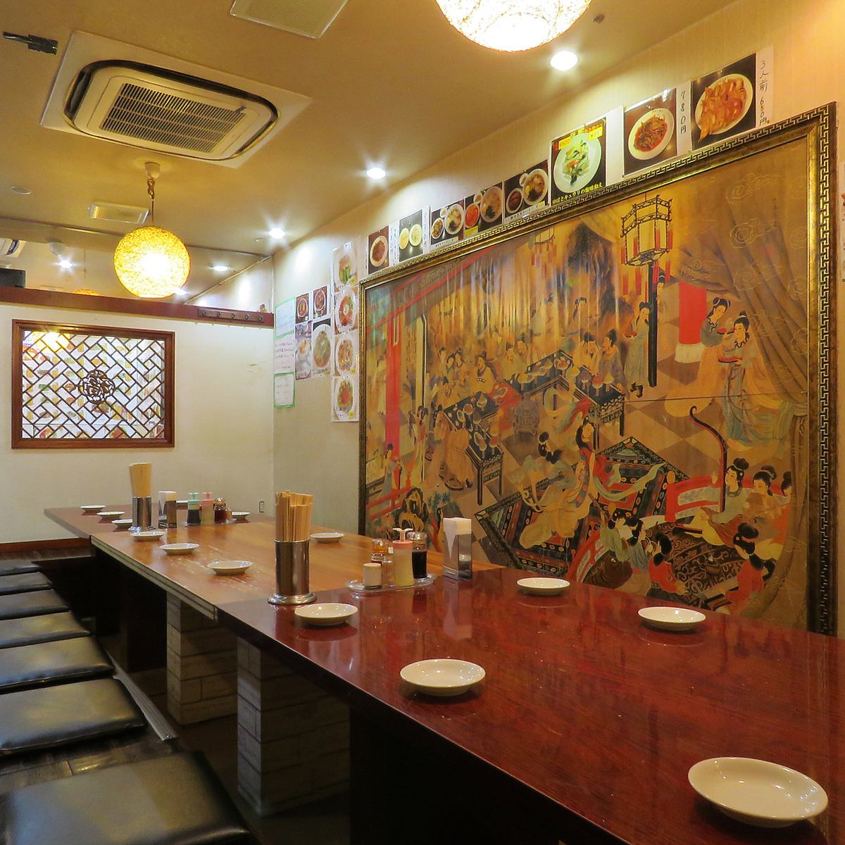 We also welcome parties! We can accommodate up to 30 people.