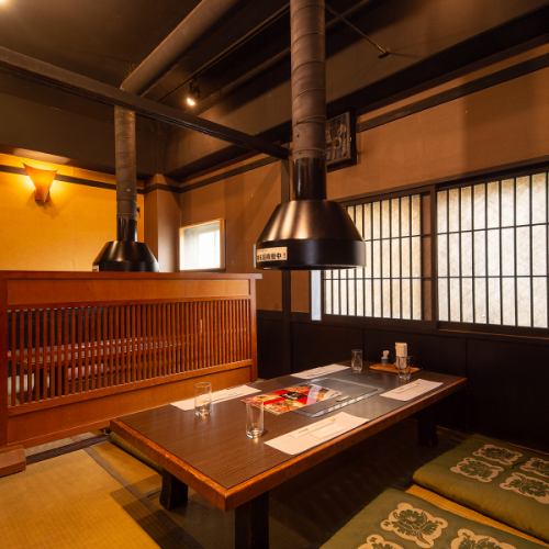 <p>≪普段使いにぴったり◎4名様掘りごたつ席≫掘りごたつ席は4名×3卓で利用可能で、友人や家族との楽しい時間を演出。くつろぎの空間でご夫婦やカップルに大人気☆気軽に立ち寄れる雰囲気が魅力です。落ち着いた店内はどんなシーンや人数にも最適です◎美味しい料理とともに、特別なひとときをお過ごしください☆</p>