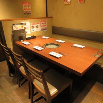 6名様テーブル席