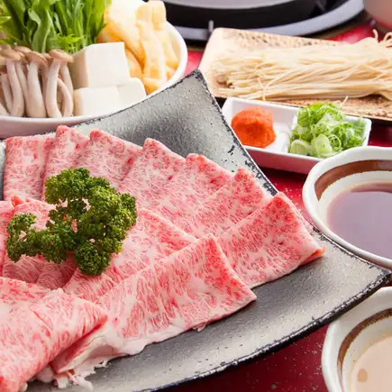 [All-you-can-eat Japanese Black Beef] Premium Shabu-Shabu Course 5,830 yen (tax included) / All-you-can-drink alcohol + 1,320 yen (tax included)