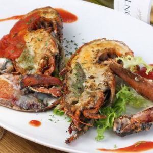 Grilled lobster with lemon butter sauce 500g!