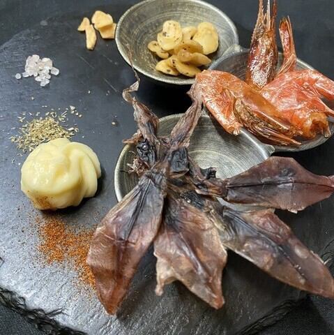 Assortment of 3 kinds of dried snacks and delicacies