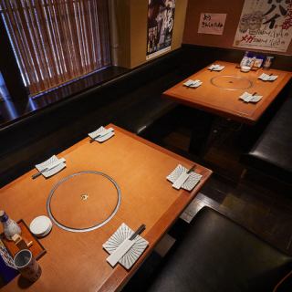 周りを気にせずご利用いただけるテーブルタイプの個室です♪柏駅から徒歩4分♪会社宴会や打ち上げなど、大人数での利用でも隣席を気にせずに盛り上がれます。