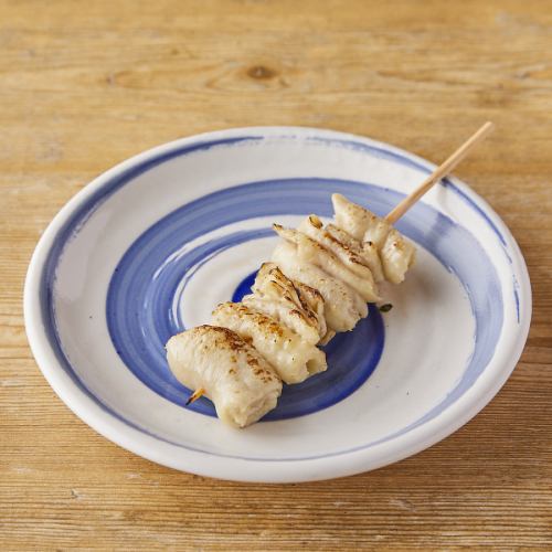 パリパリ鶏皮串