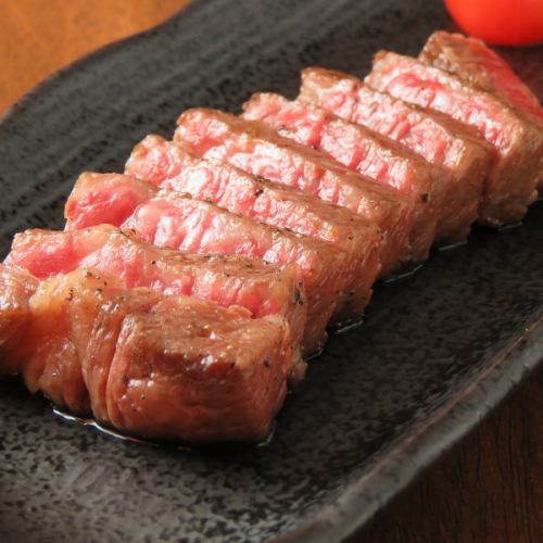 絶品鉄板料理に合うお酒を取り揃えております。