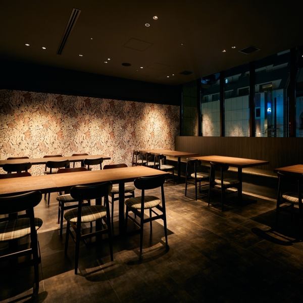 We can accommodate banquets for up to 30 people.It's stylish yet comfortable.A modern Japanese izakaya restaurant called "AMANE" has opened on the second floor of the new commercial facility "THE YOKOHAMA FRONT," directly connected to Yokohama Station.