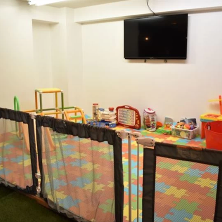 [Children welcome] Spacious kids space available
