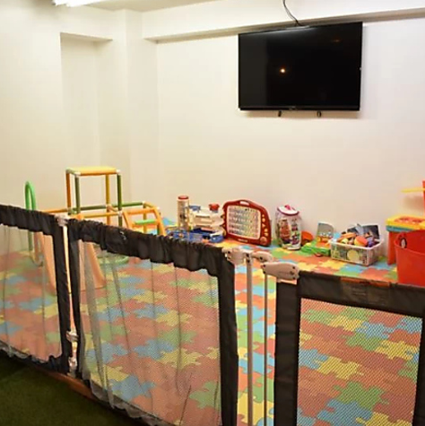 [Children welcome] Spacious kids' space available