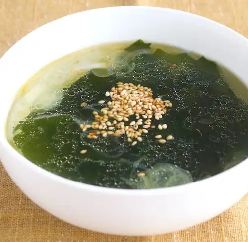 裙帶菜湯