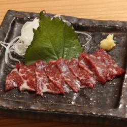 馬刺し　霜降り