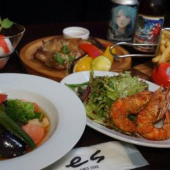 A simple course for a light meal and all-you-can-drink menu. Includes over 30 types of domestic and international beer, fresh fruit, and 200 other items.