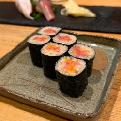Toro Taku 卷