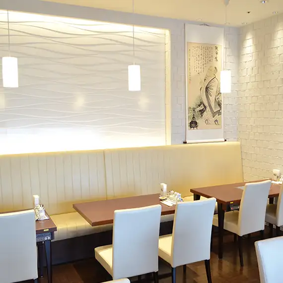 中華料理店とは思えない程のオシャレな店内★お買い物帰りに是非お立ち寄りください。