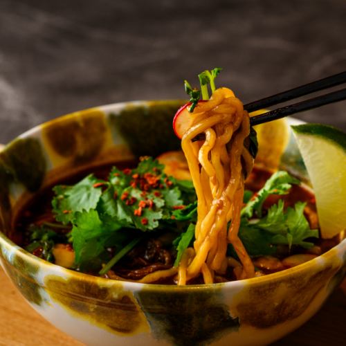 “LA”ビリアヌードル