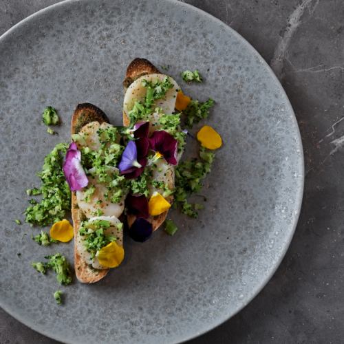 しらすとあおさ海苔のブルスケッタ