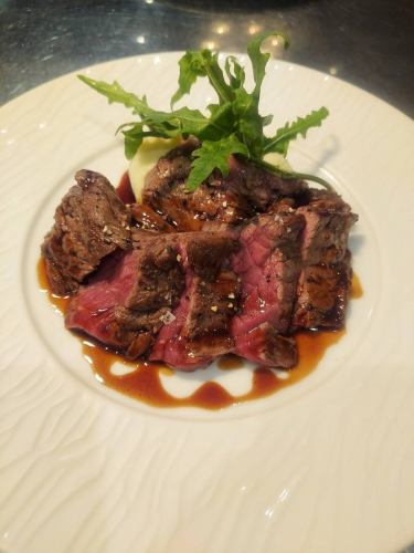 7. Japanese Black Beef Sirloin Steak ~Sauce Janjanburu~