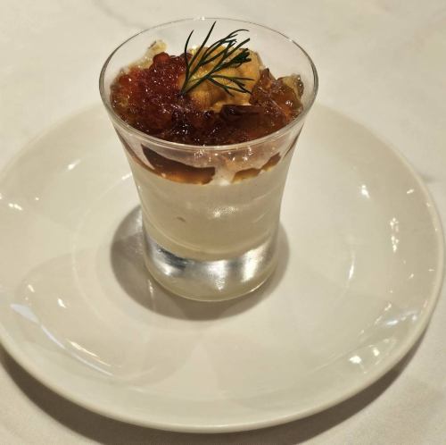 13. Luxurious mousse made with raw sea urchin and salmon roe