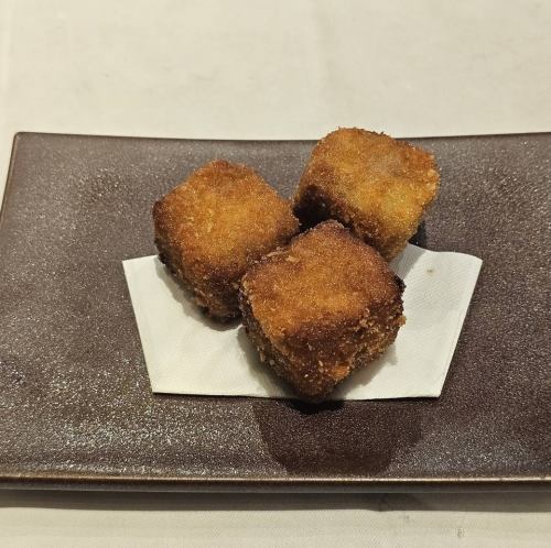 Pig's trotter croquettes