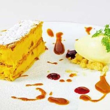 Seasonal millefeuille