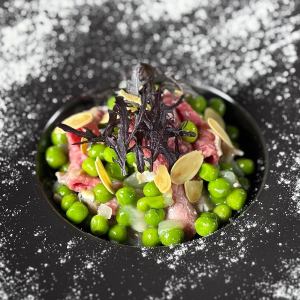 黒毛和牛サーロインのローストビーフ