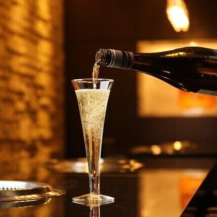 ウェディングパーティコース！飲み放題込み￥10,000円【14時-16時・20名以上限定・お電話のみ】