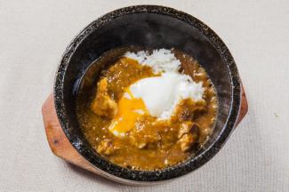 Ishiyaki! Warm egg curry - Ishiyaki! Curry udon