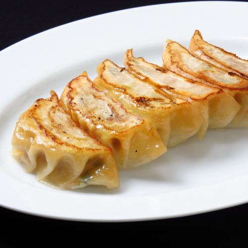 Grilled dumplings/Peanut tofu/Sasai sauce