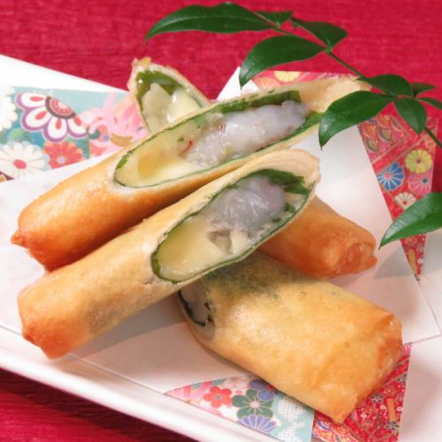 Fried shrimp and cheese spring rolls