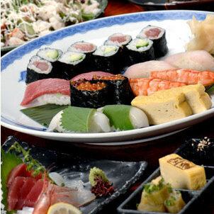 【厳選◎】選べる寿司7貫と巻物1本付き!特別宴会コース 5360円(税込)