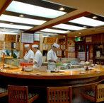 【板前の技を目の前で】職人の仕事が見える特等席♪