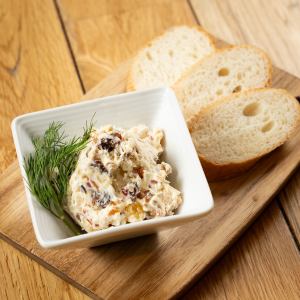 Cream cheese with dried fruit and nuts