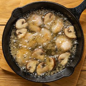 Shrimp and mushroom ahijo