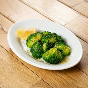 Blanched broccoli