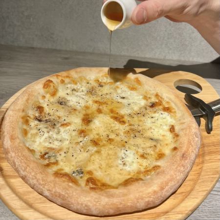 Quattro formaggi with 4 kinds of cheese