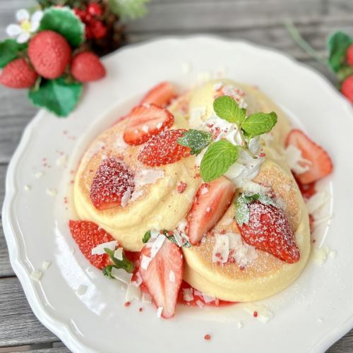 【季节限定】草莓白巧克力煎饼