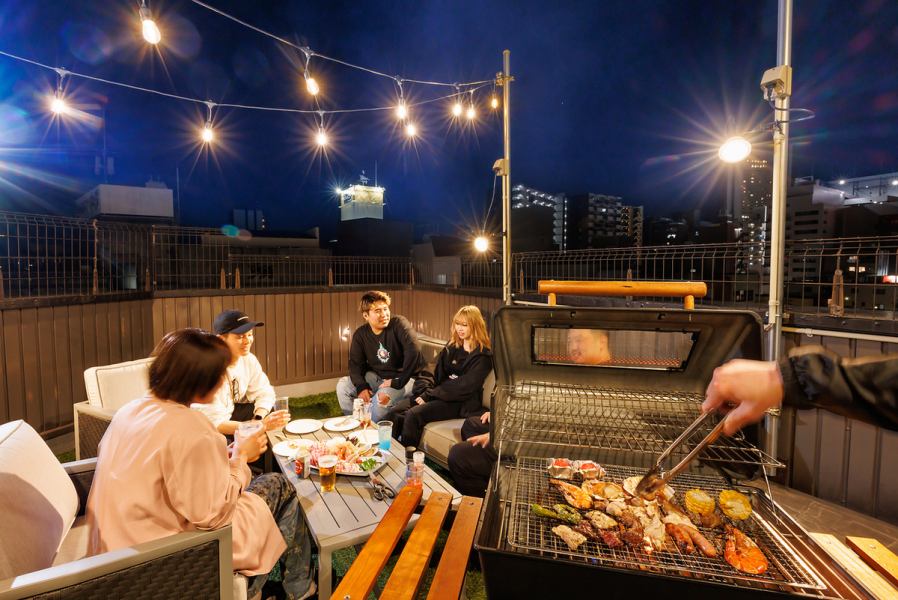 【街中で一味違う宴会を】暖かい時期ならでは開放的な空間で飲むお酒は格別です！手ぶらで来て仲間と一緒に楽しめるＢＢＱはお手軽にいつもと違う宴会を楽しめて最高です！