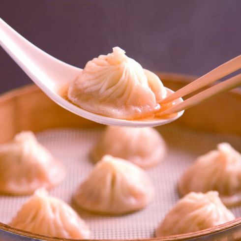 Authentic Chinese food featured in various media! Xiaolongbao service for birthdays!