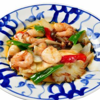 Stir-fried Three Kinds of Seafood with XO Sauce