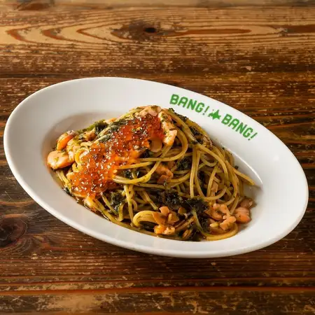 Japanese-style pasta with salmon roe, salmon, and sea lettuce