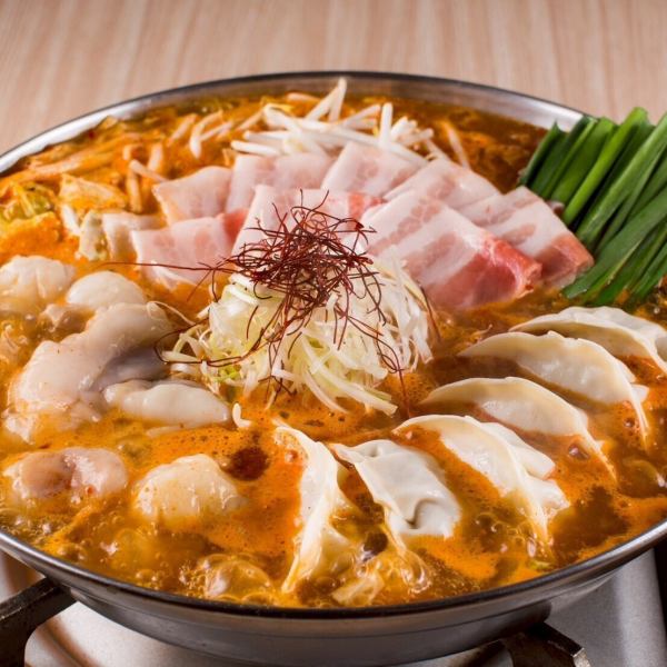 「赤・白のかっちゃんもつ鍋」食べ飲み放題★ほぼ全品食べ飲み放題が2200円～！！