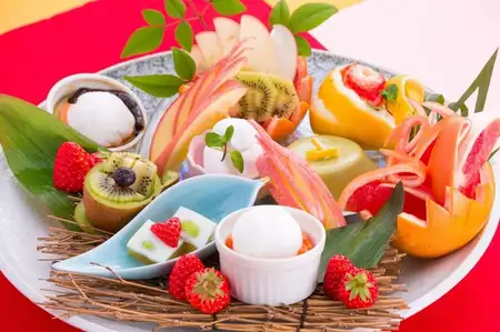個室四季料理くらりで
