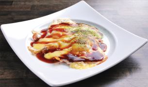 半熟玉子の豚平チーズ