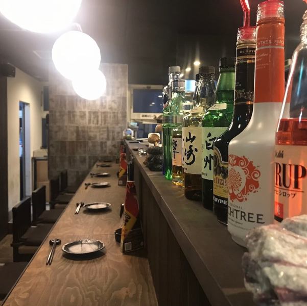 カウンターは全部で6席！お一人様でご来店されたお客様への配慮が嬉しい！『一会おひとり様セット』もおすすめです！