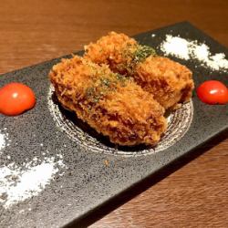紅ズワイ蟹クリームコロッケ (2ヶ)